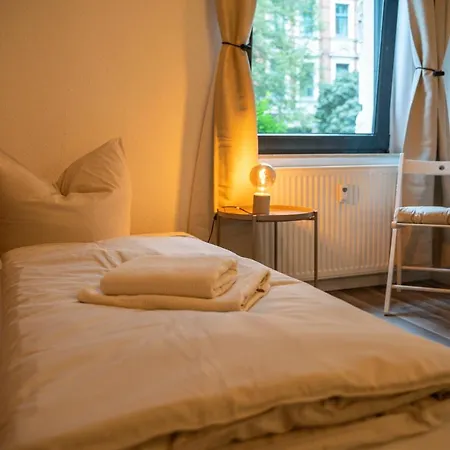 Rr - Spacious Apartments - Parking - Central *