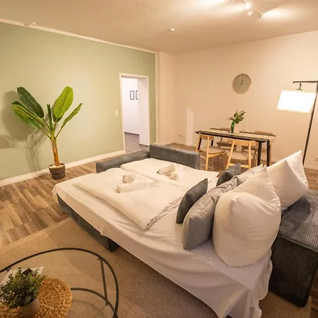 Rr - Spacious Apartments - Parking - Central *