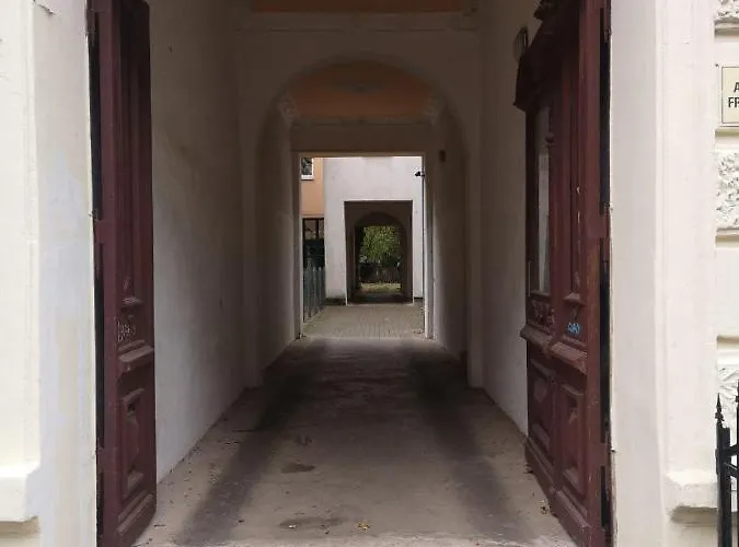 Rr - Spacious - Parking - Apartment Magdeburg