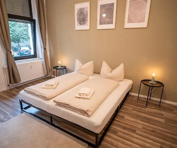 Rr - Spacious - Parking - شقة *