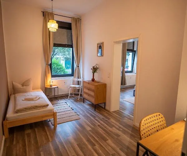 Rr - Spacious - Parking - Apartment