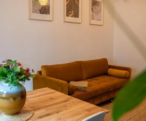 Rr - Spacious - Parking - شقة ماغديبورغ