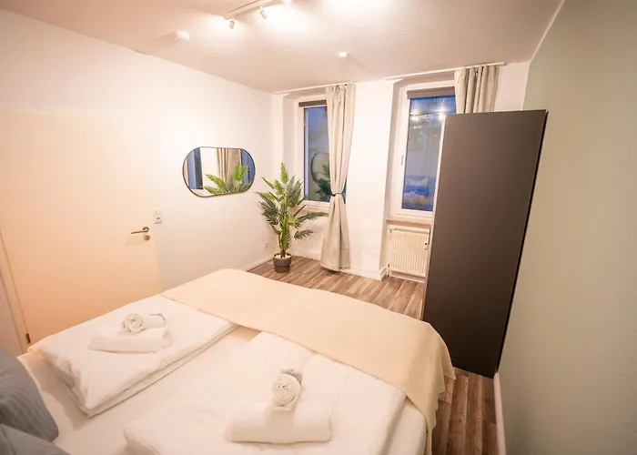 Rr - Spacious - Parking - Magdeburg